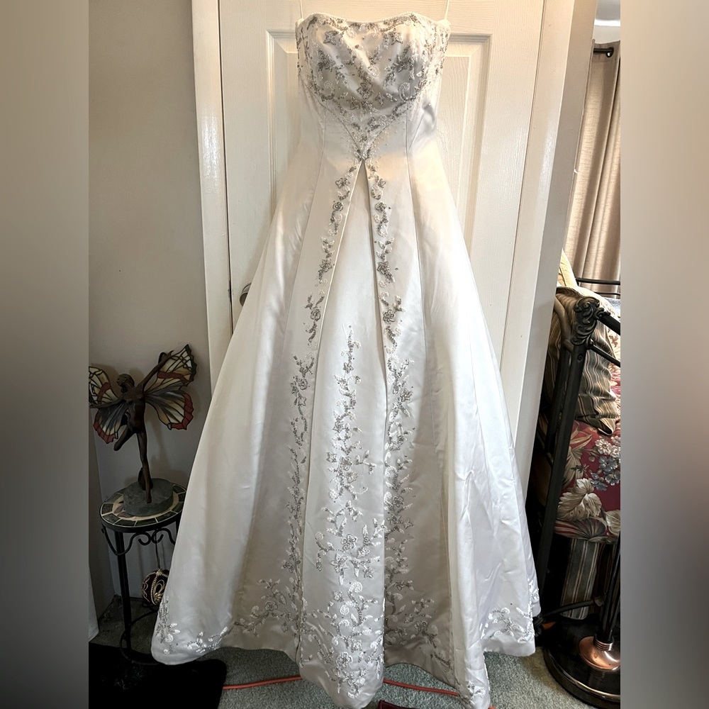 Stephan Yearick  strapless beaded wedding gown